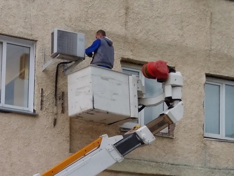 Обслуживание систем кондиционирования в Дедовске